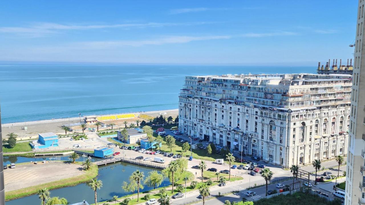 Watching The Sea Apartment Μπατούμι Εξωτερικό φωτογραφία